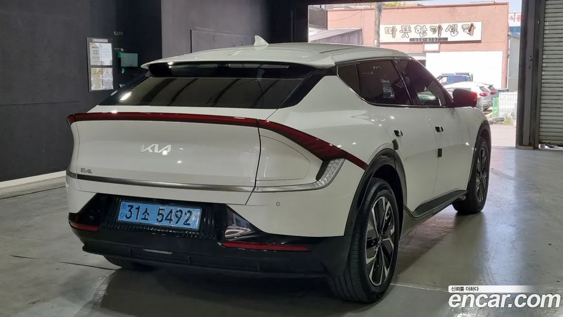 Kia EV6 — фото 3