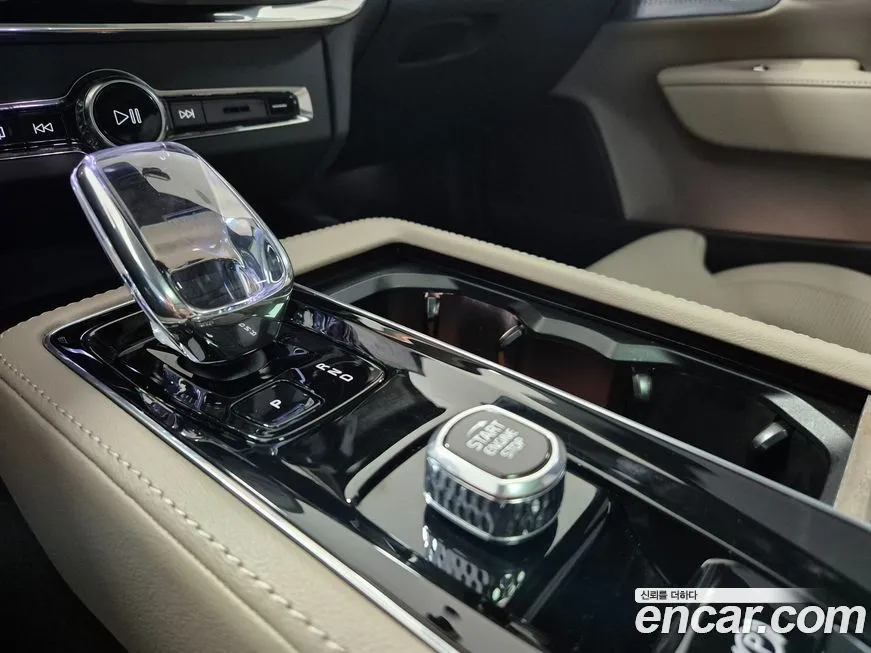 Volvo S90 2026 из KR, фото 3