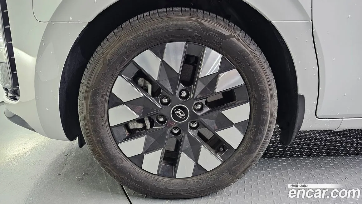 Hyundai Staria — фото 9