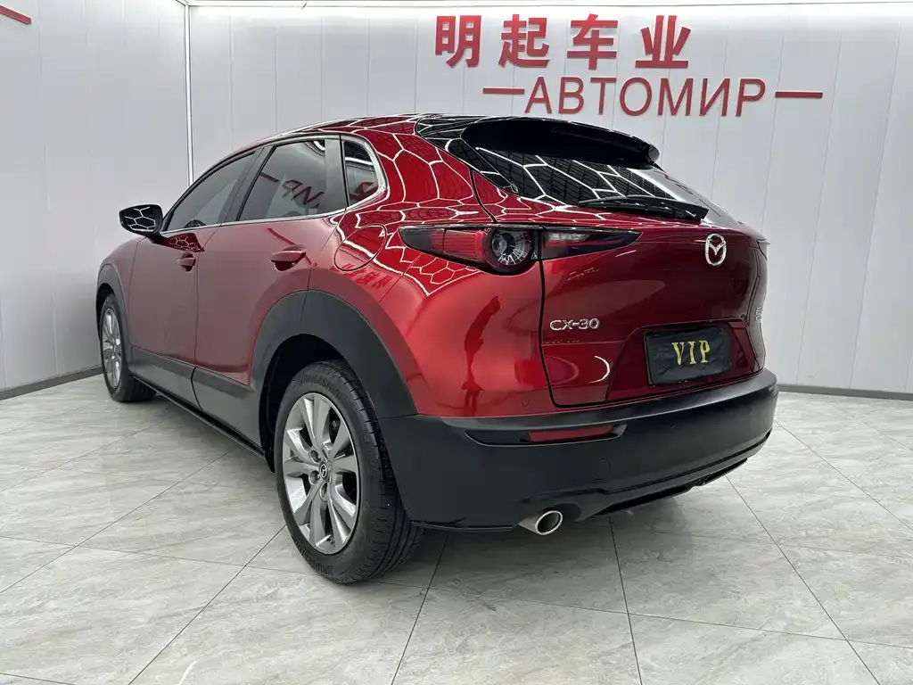 Mazda CX-30 — фото 8