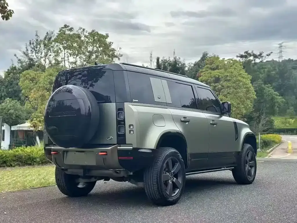 Land Rover Defender — фото 4
