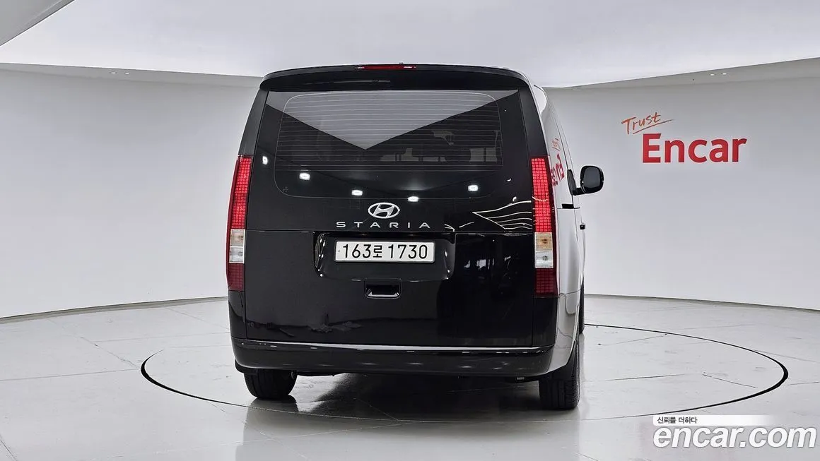 Hyundai Staria — фото 2