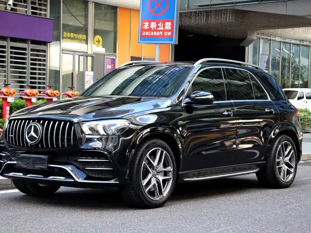 Mercedes-Benz GLE AMG — фото 1