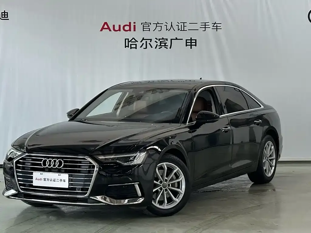 Audi A6L — фото 1