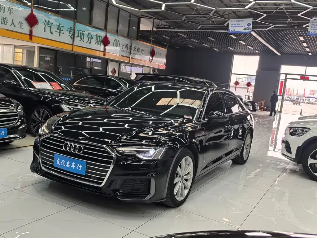 Audi A6L — фото 2