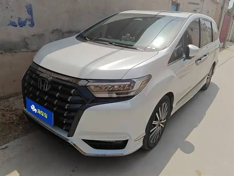 Honda Elysion 2023 из CN, фото 1
