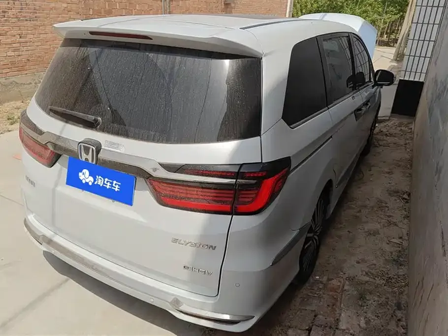 Honda Elysion 2023 из CN, фото 7