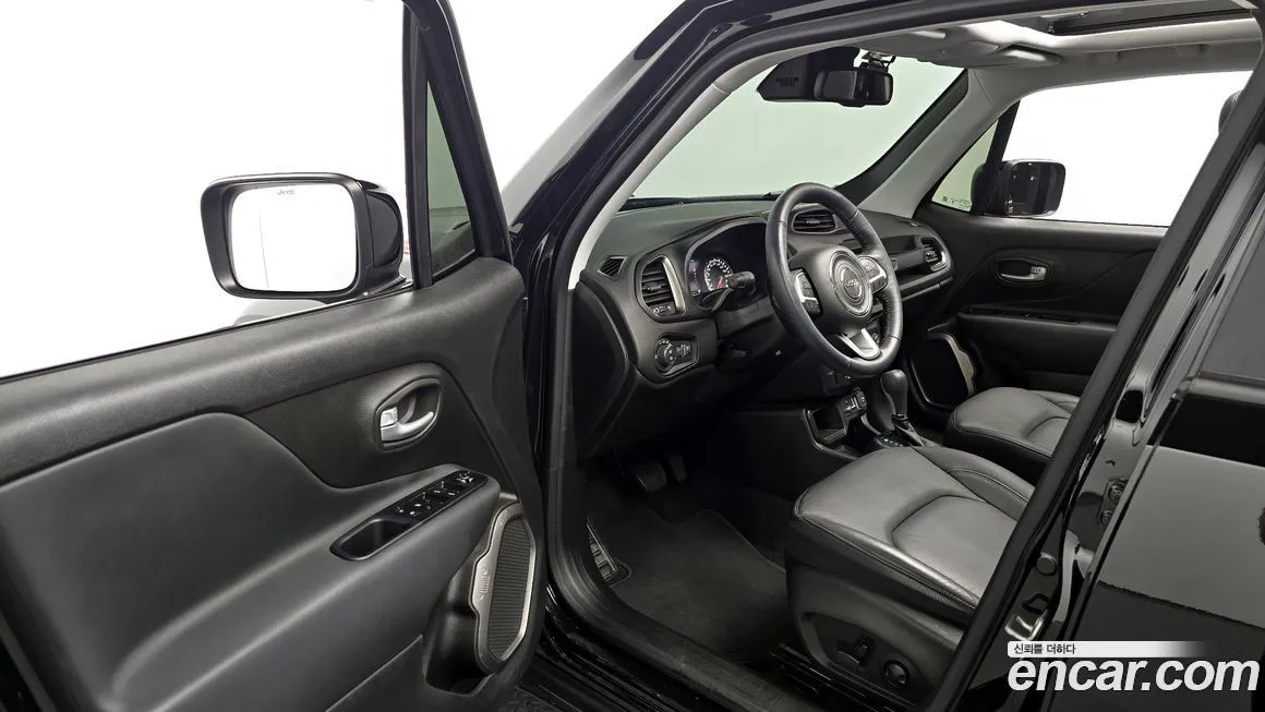 Jeep Renegade 2023 из KR, фото 7