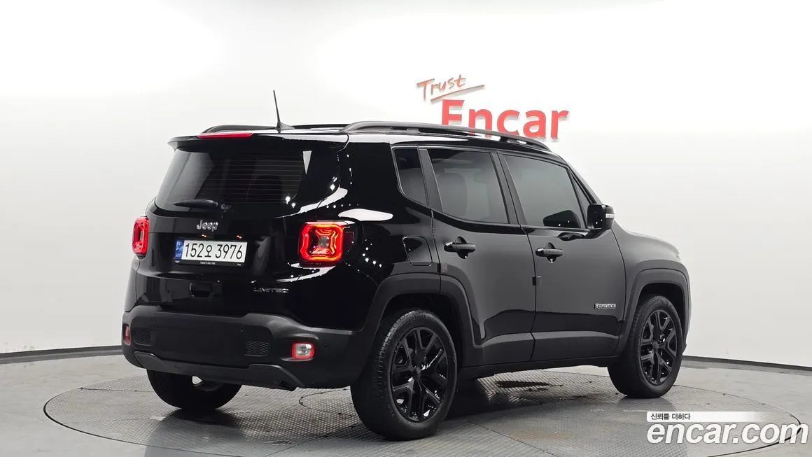 Jeep Renegade 2023 из KR, фото 3