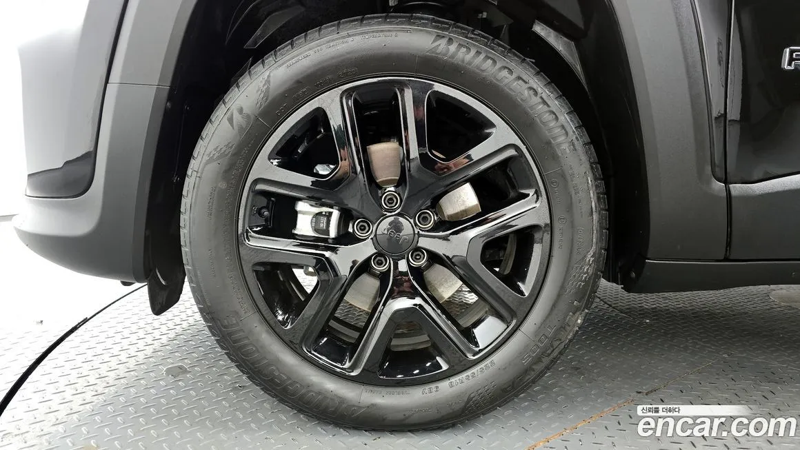 Jeep Renegade 2023 из KR, фото 9