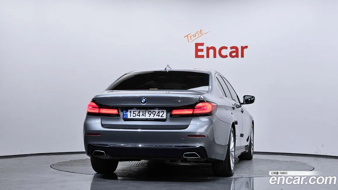 BMW 5-Series 2023 из KR, фото 3