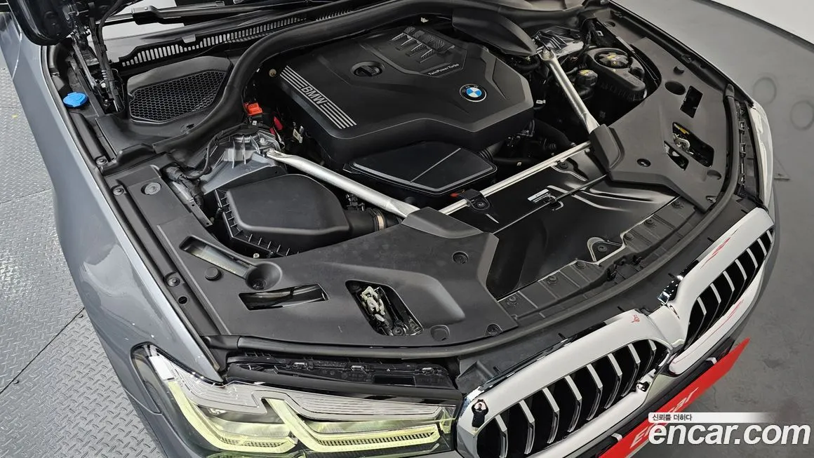 BMW 5-Series 2023 из KR, фото 9
