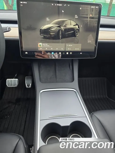 Tesla Model Y — фото 4
