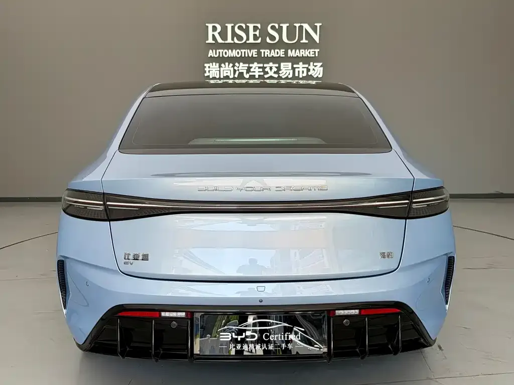 BYD Seal — фото 3