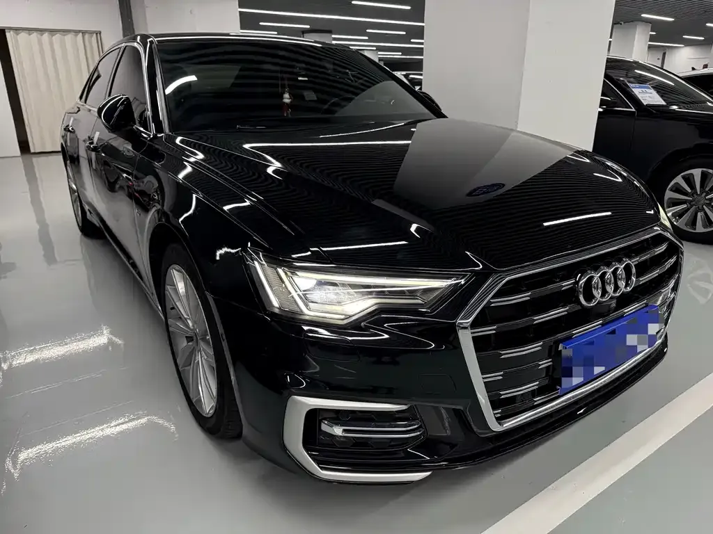Audi A6L — фото 5