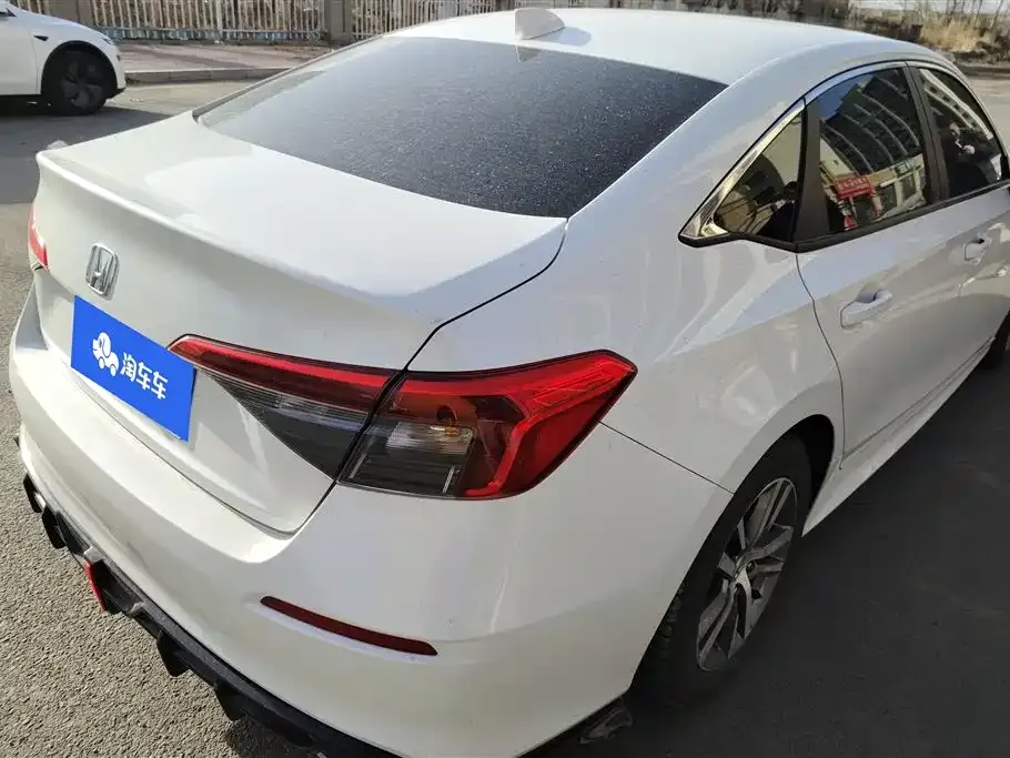 Honda Civic — фото 7