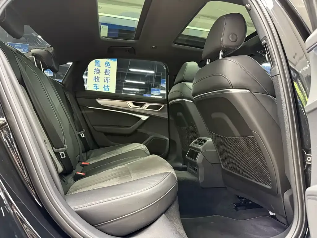 Audi A6L 2024 из CN, фото 3
