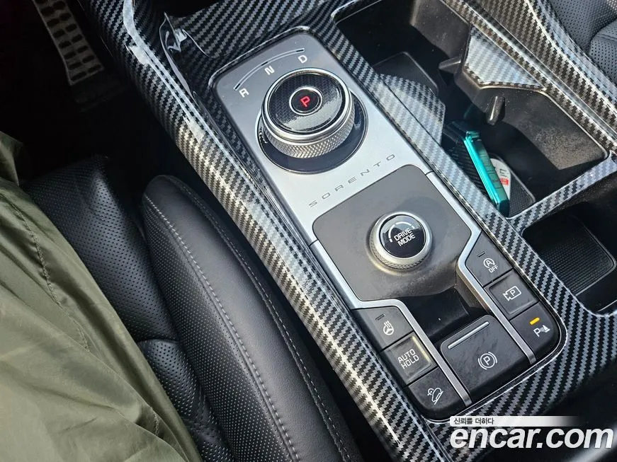 Kia Sorento — фото 8