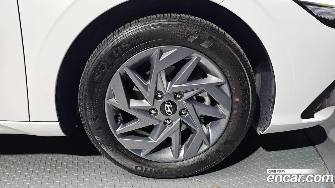 Hyundai AVANTE 2024 из KR, фото 5
