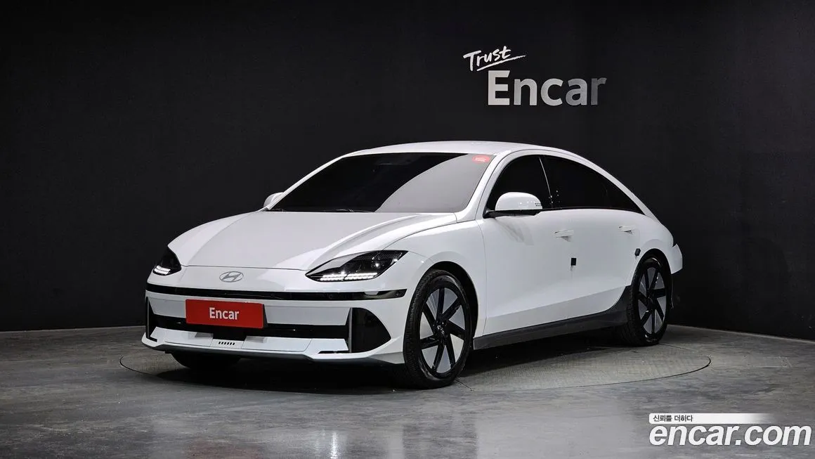 Hyundai Ioniq6 — фото 1