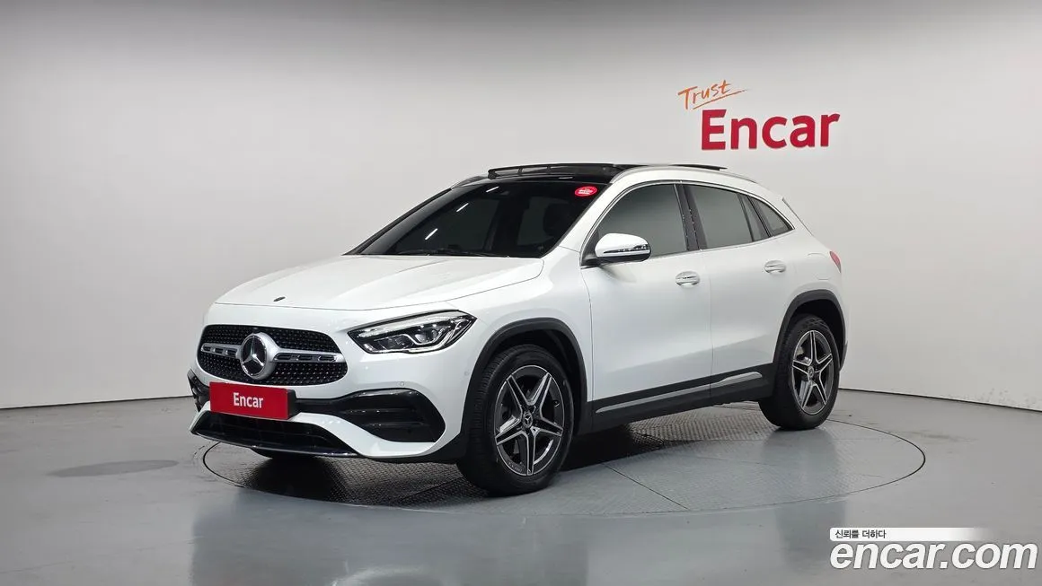 Mercedes-Benz GLA-Class