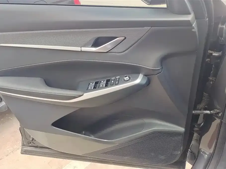 Changan CS75PLUS — фото 10