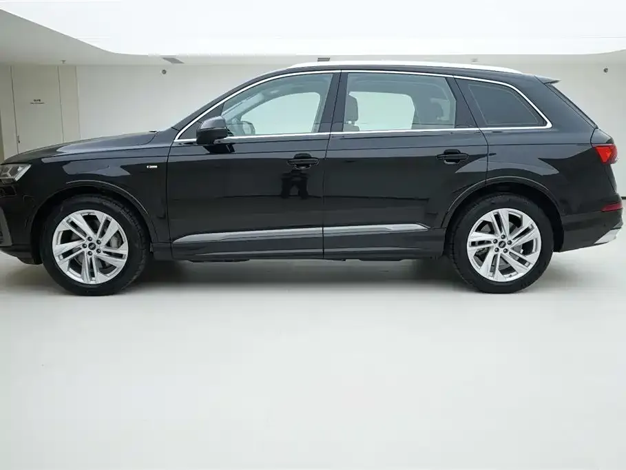 Audi Q7 — фото 3