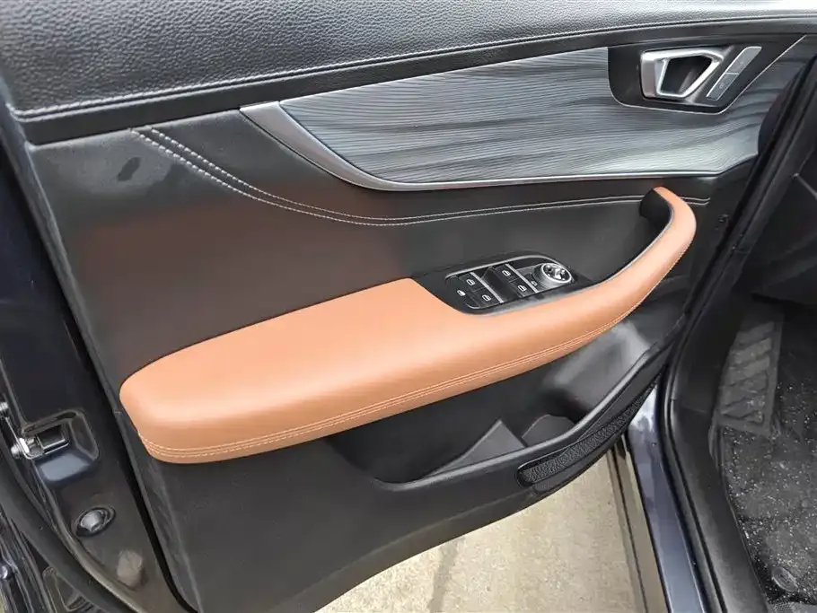Chery Tiggo 8 PLUS — фото 8