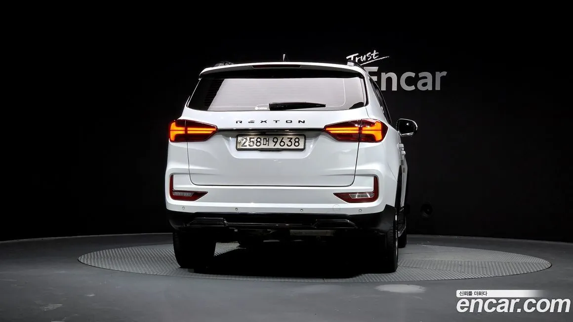 KG Mobility (Ssangyong) Rexton — фото 3