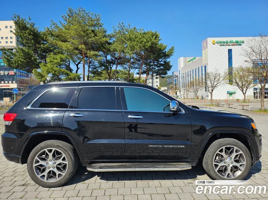 Jeep Cherokee 2021 из KR, фото 2