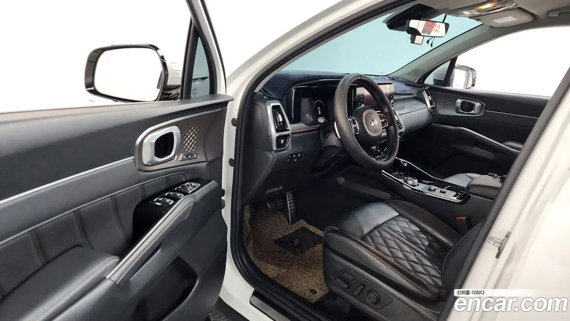 Kia Sorento — фото 7