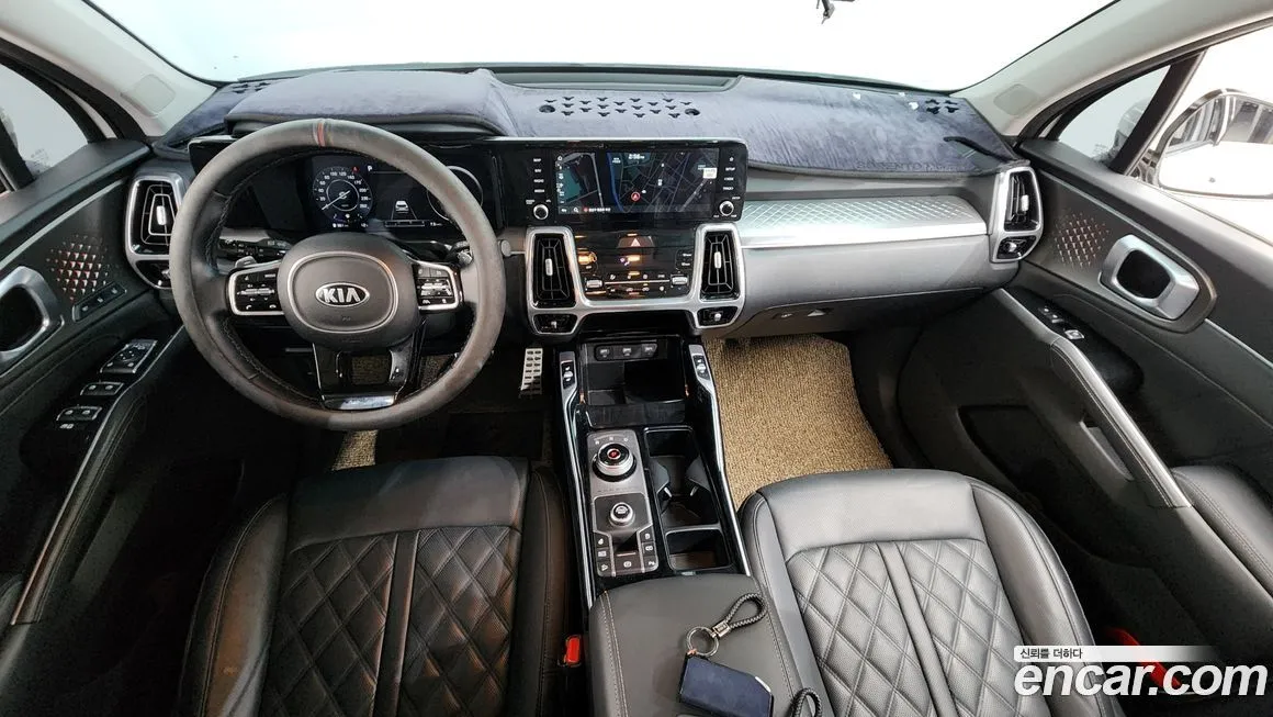 Kia Sorento — фото 8