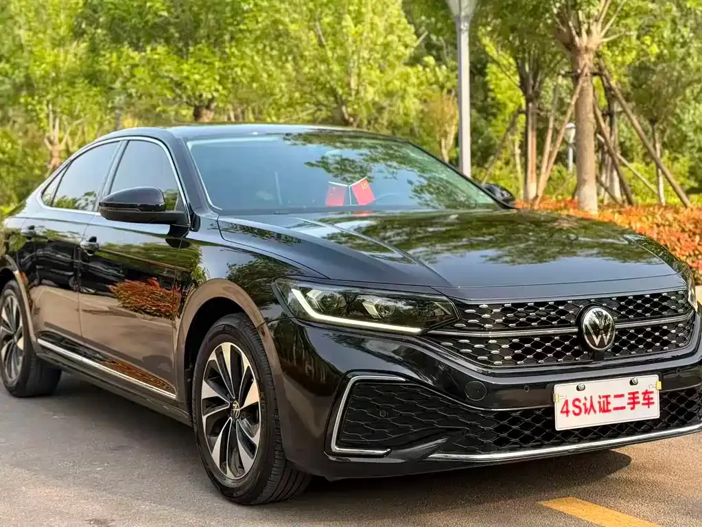 Volkswagen Passat — фото 10