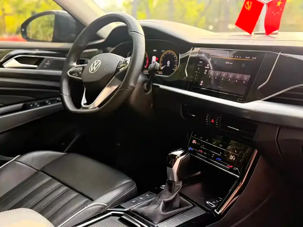 Volkswagen Passat — фото 4