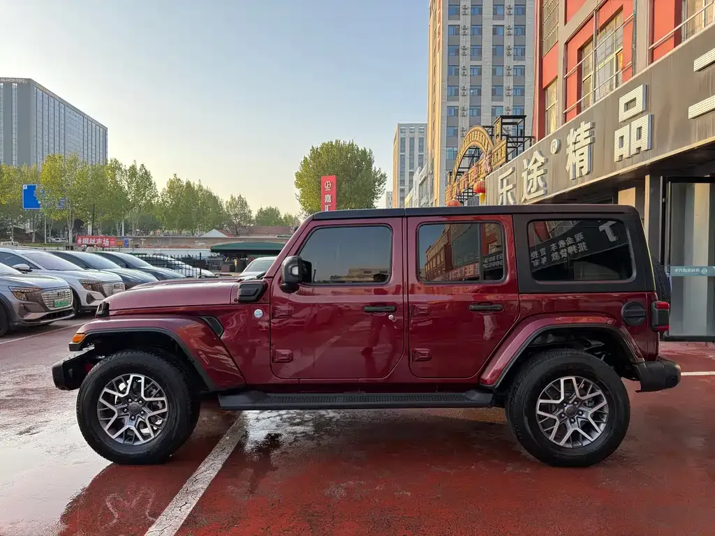 Jeep Wrangler PHEV 2021 из CN, фото 4