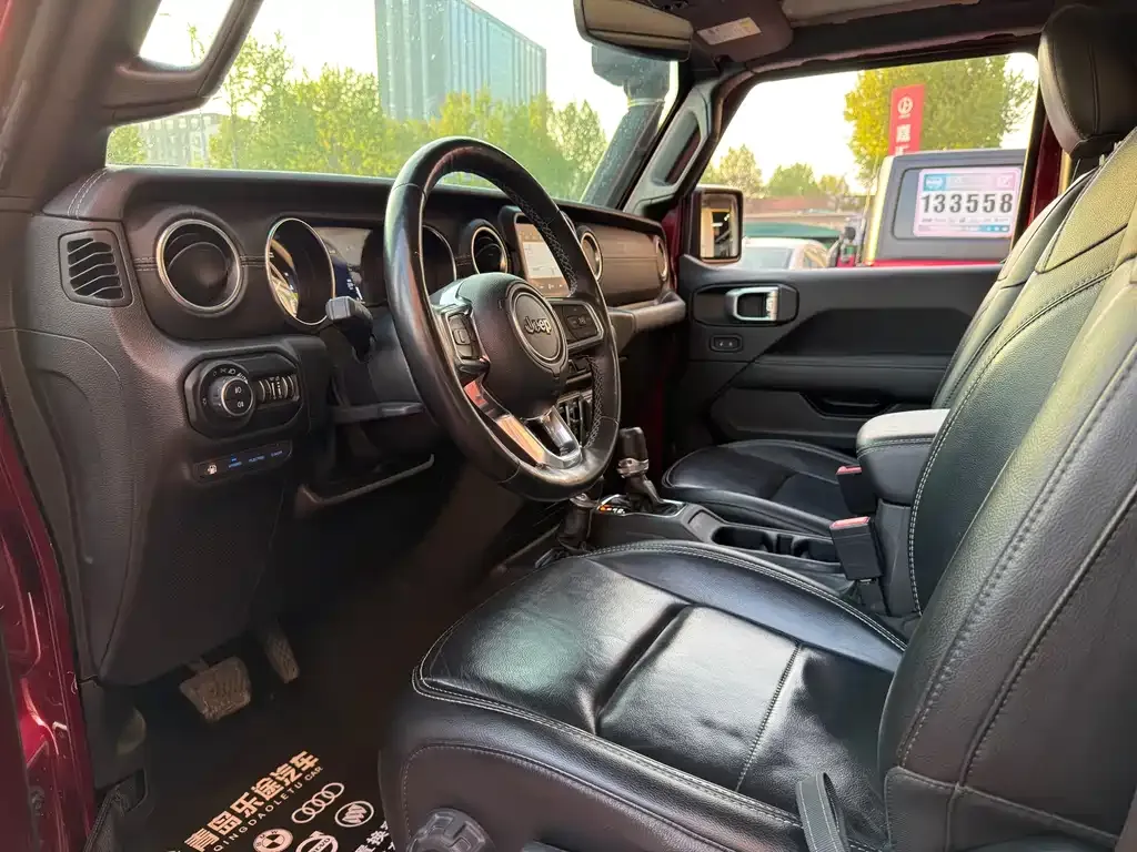 Jeep Wrangler PHEV 2021 из CN, фото 5