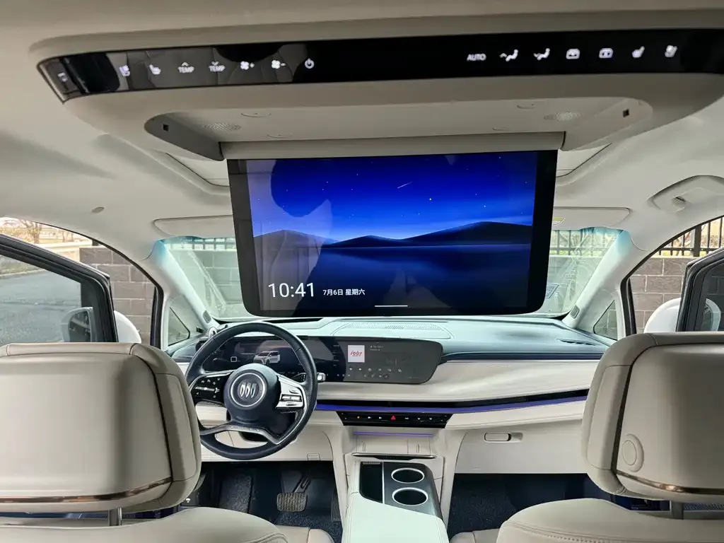 Buick GL8 Hybrid — фото 10