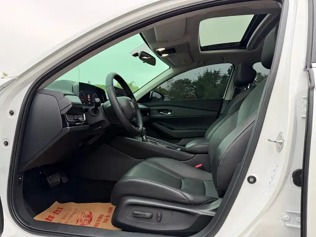 Honda Inspire 2023 из CN, фото 7
