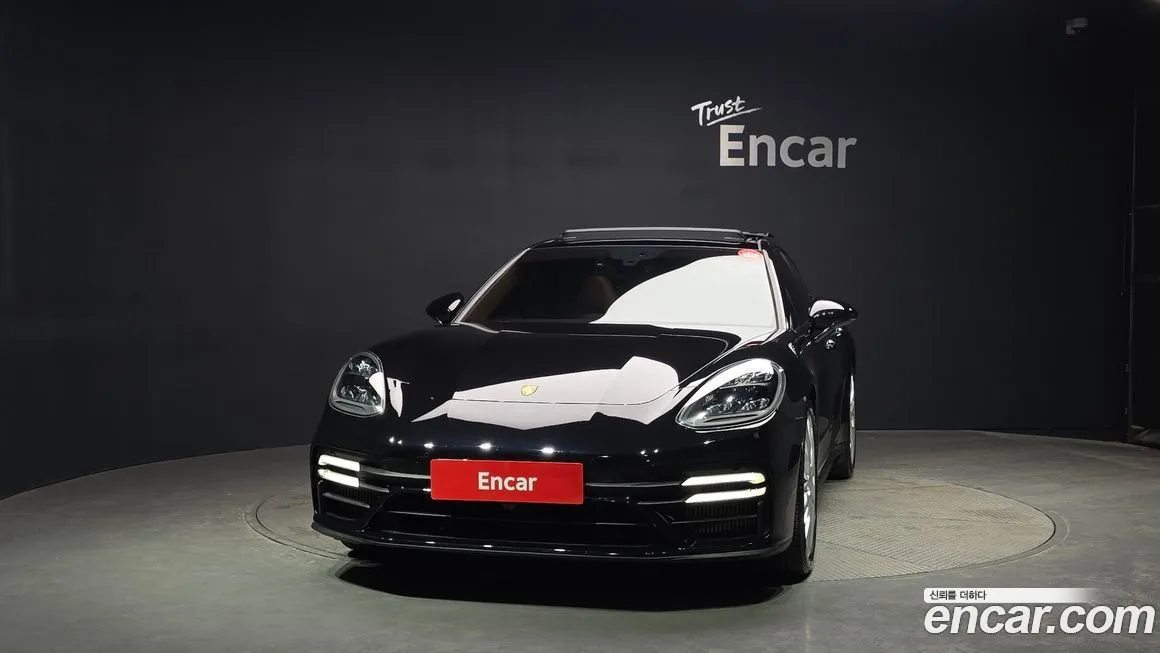 Porsche Panamera 2021 из KR, фото 2