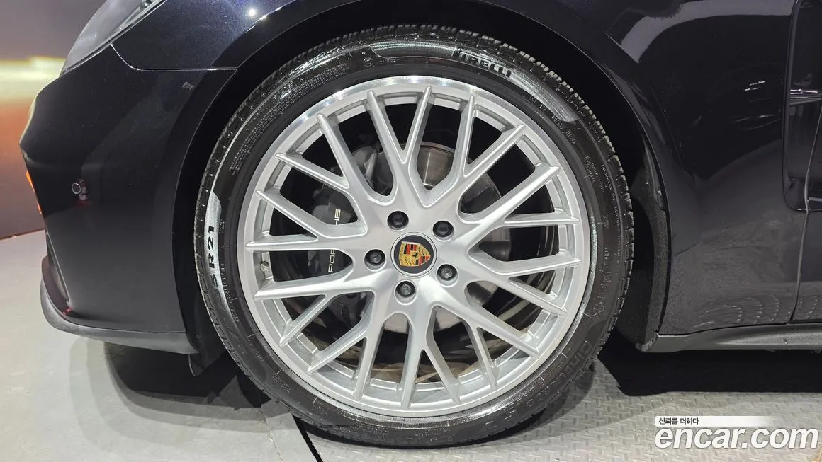 Porsche Panamera 2021 из KR, фото 10