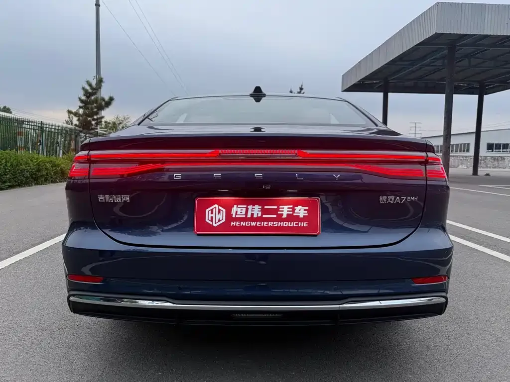 Geely Galaxy A7 — фото 3