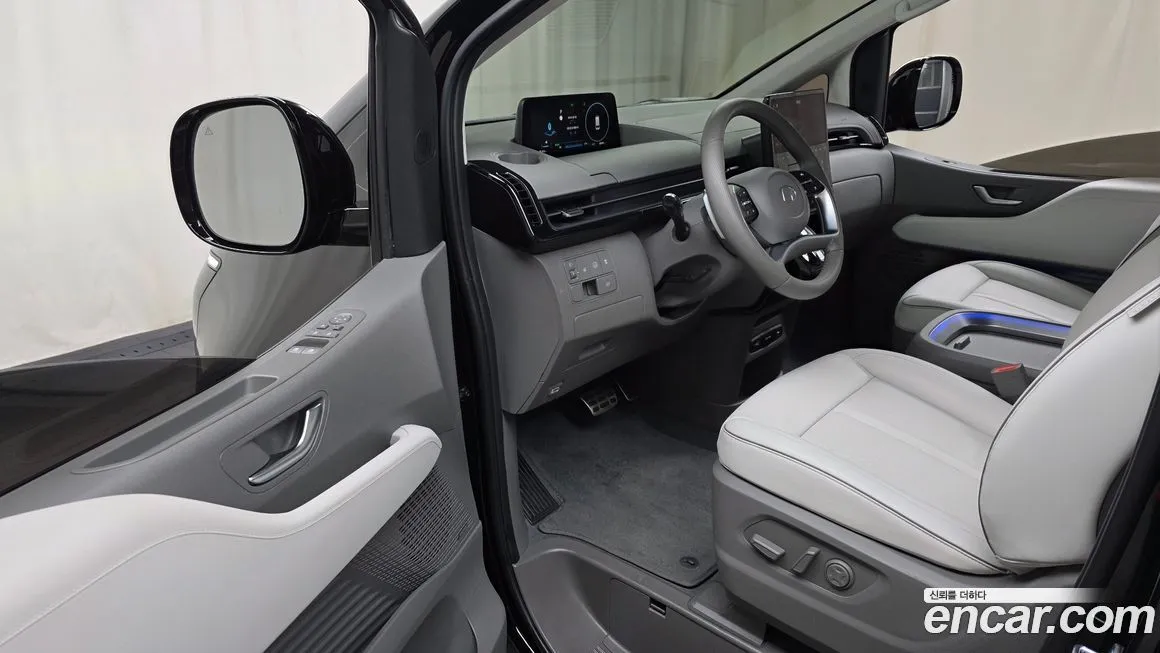Hyundai Staria 2025 из KR, фото 3