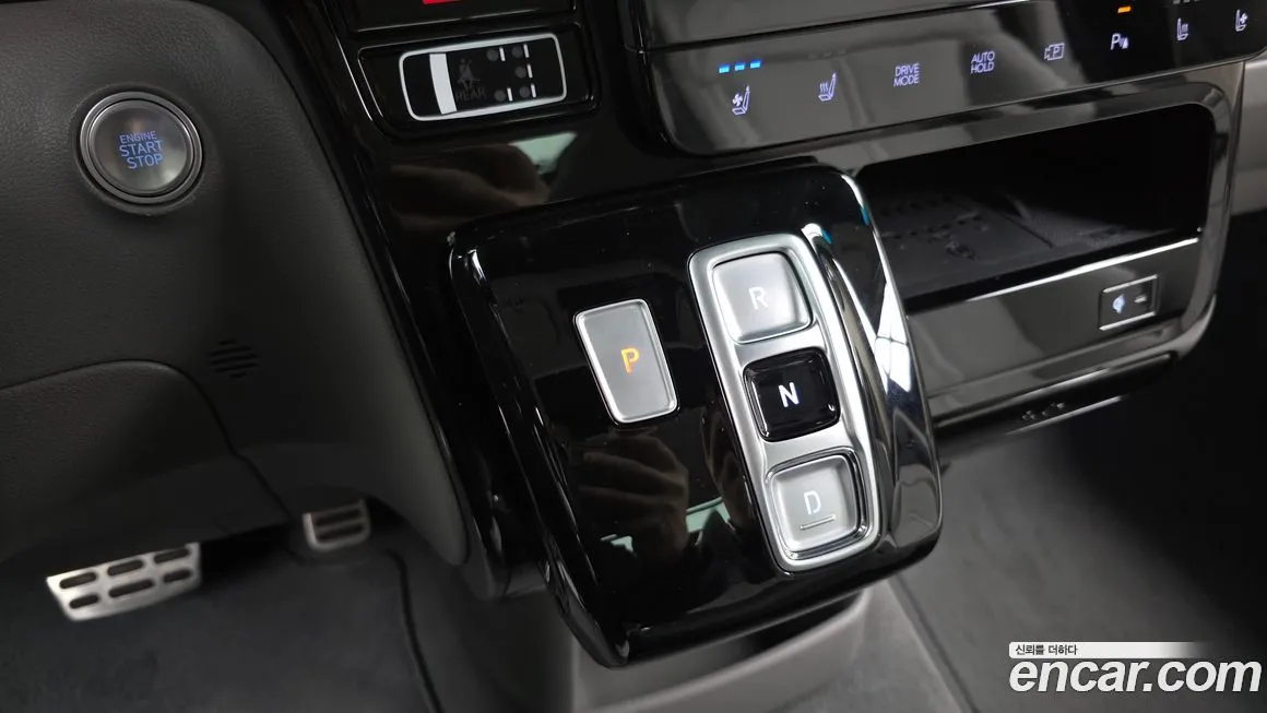 Hyundai Staria 2025 из KR, фото 2