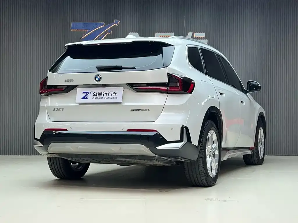 BMW iX1 2026 из CN, фото 4