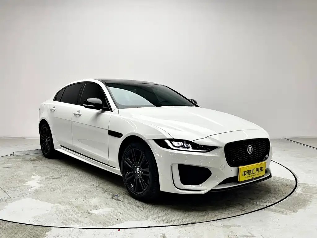 Jaguar XEL — фото 9