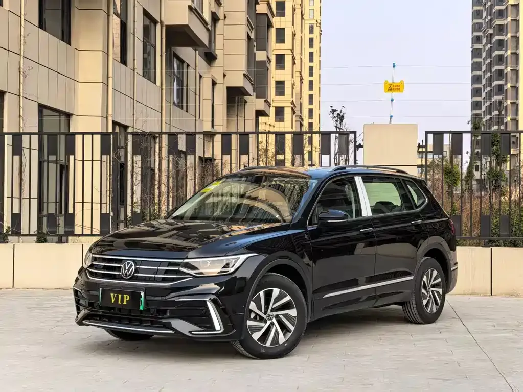 Volkswagen Tiguan L New Energy — фото 3