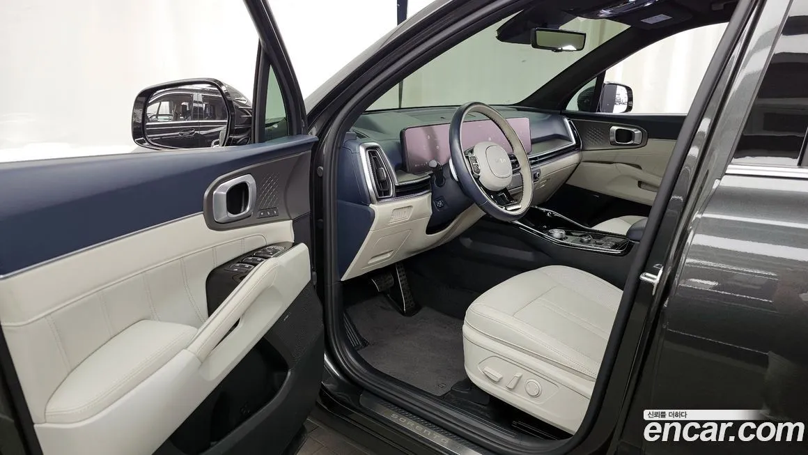Kia Sorento — фото 9