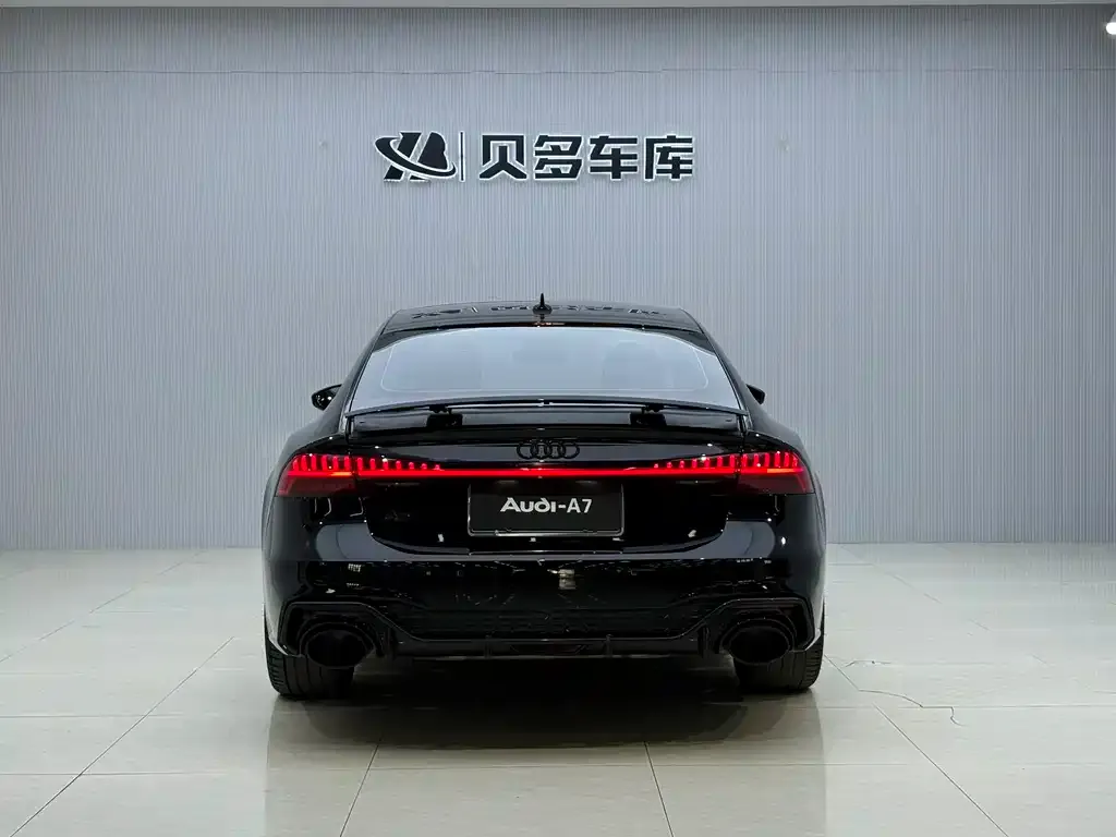 Audi A7 — фото 5