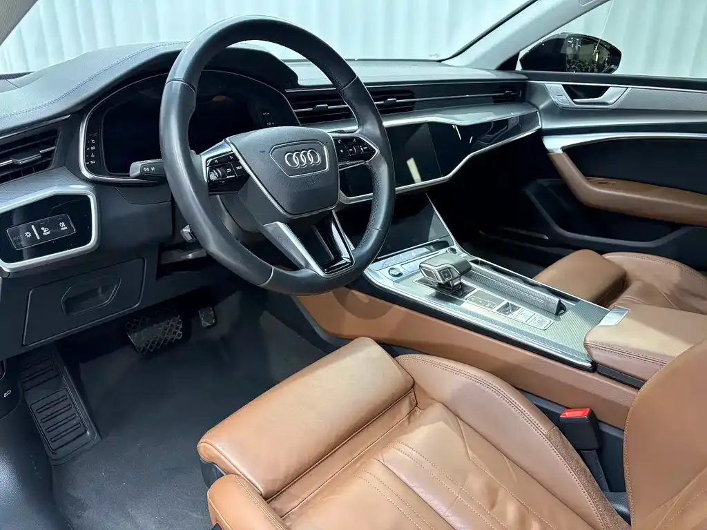 Audi A7 — фото 9