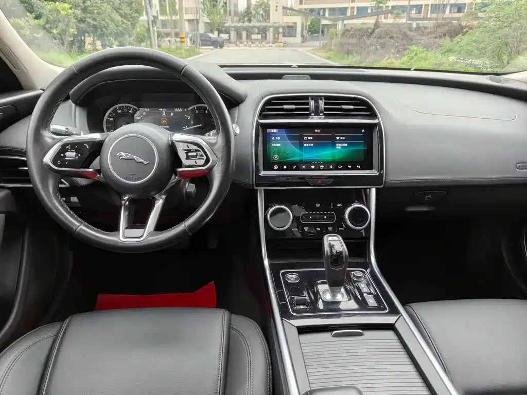 Jaguar XEL 2021 из CN, фото 5
